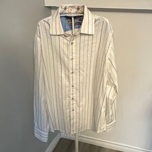 Robert Graham size XL Men's White Striped Shirt